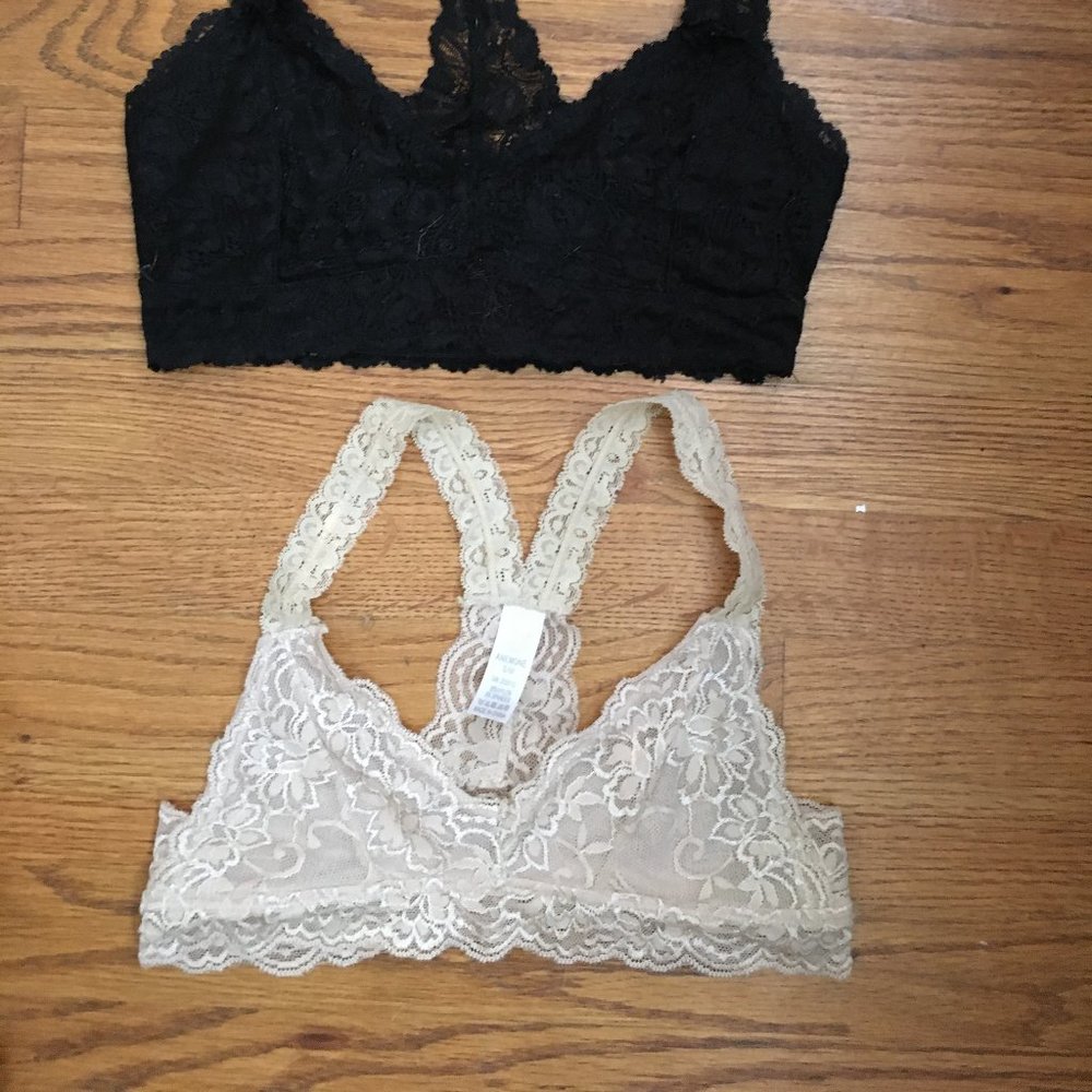 1 nude 1 black racerback bralette
